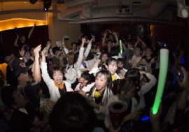 札束とケーキが舞うEDM×アイドルの狂乱パーティに潜入！ STEREO JAPANリリースパーティレポ