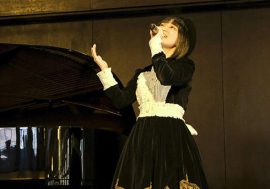 悠木碧が都内で「帰る場所があるということ」（発売中）の発売記念イベントを開催！ピアノの生演奏で新曲を披露。　