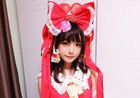 ロリコスプレイヤーの桜群が東方Projectのコスプレ披露！バラを贈らせてくれぇぇぇ～！